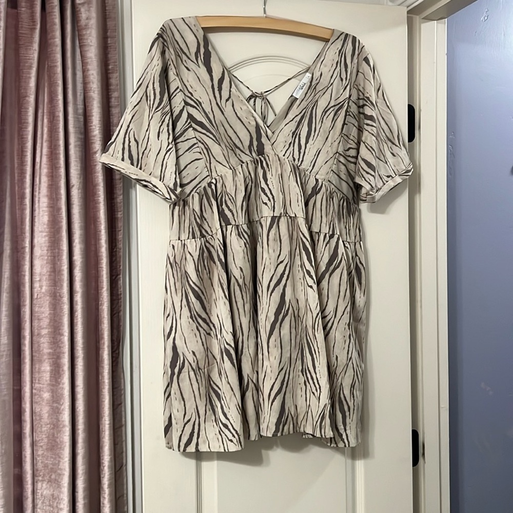 Tallulah xl safari short sleeve dress